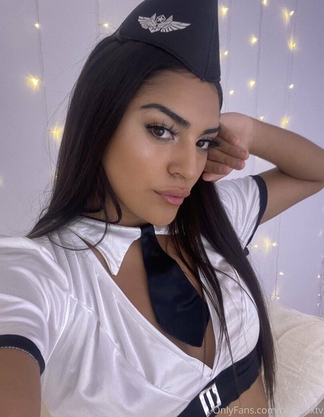 bellafoxtv porn model archive