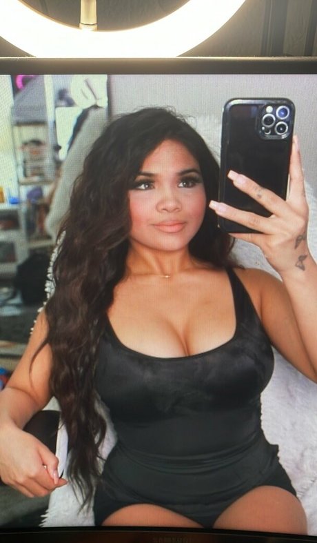 asian submissive onlyfans beautiful pic