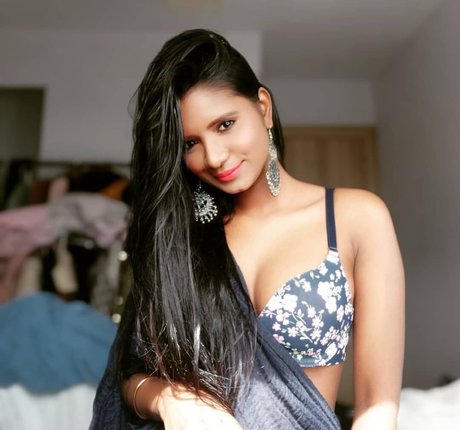 Resha Antony pornstar nude pictures