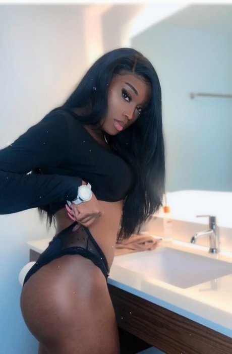 youknowgisele model art image