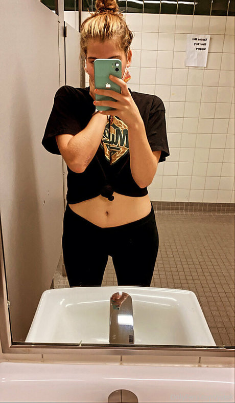 sex asian onlyfans hot nude pic