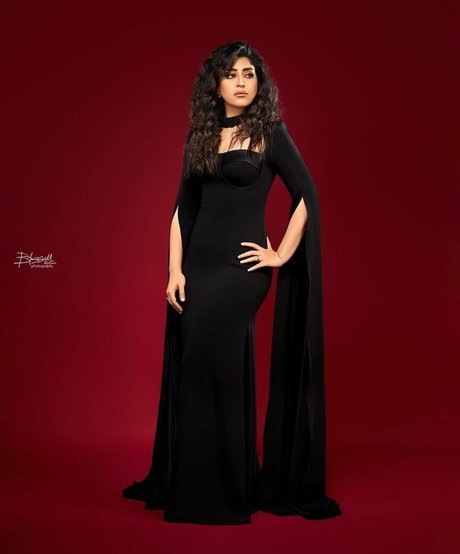 Ayten Amer hot model gallery