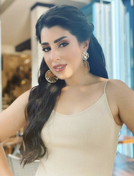 Ayten Amer model naked galleries