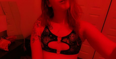 miniloupxxx star erotic images