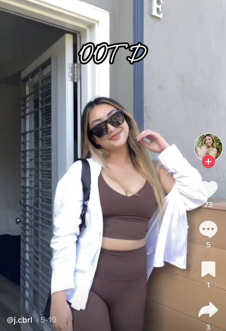 Jen Cabral model high quality picture