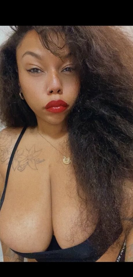 BadGyalGoodLife xxx actress pic