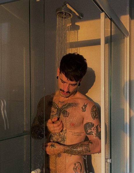 fill1 model porn archive