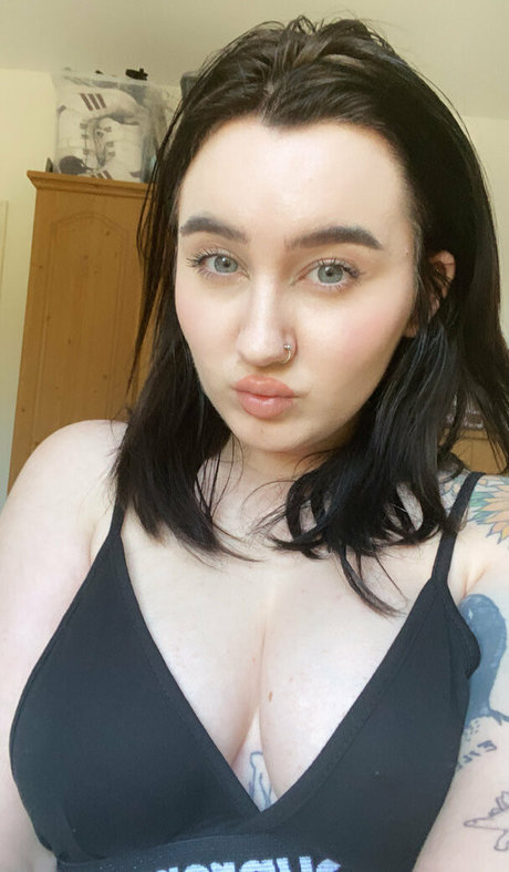 flxmeprincessfree pornstar picture