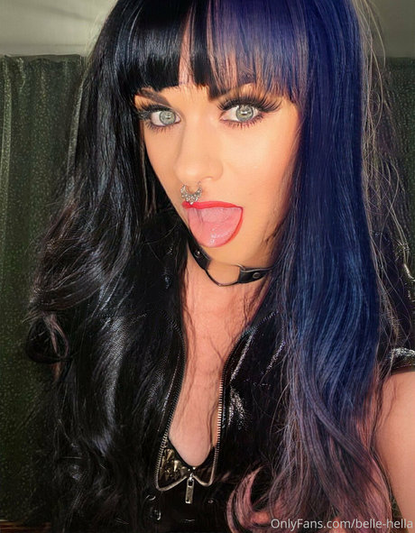 belle hella pornstar nude picture