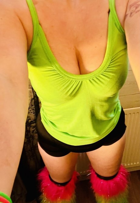 belle hella sex actress archive