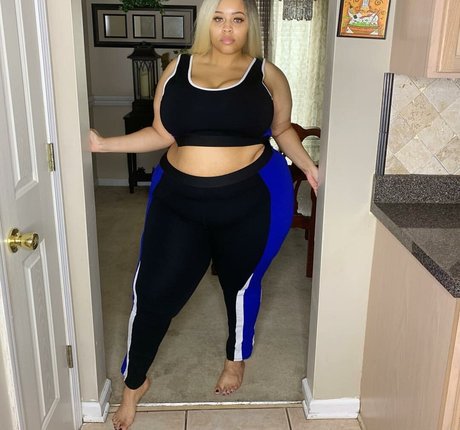 Jasmine Gunn hot star archive