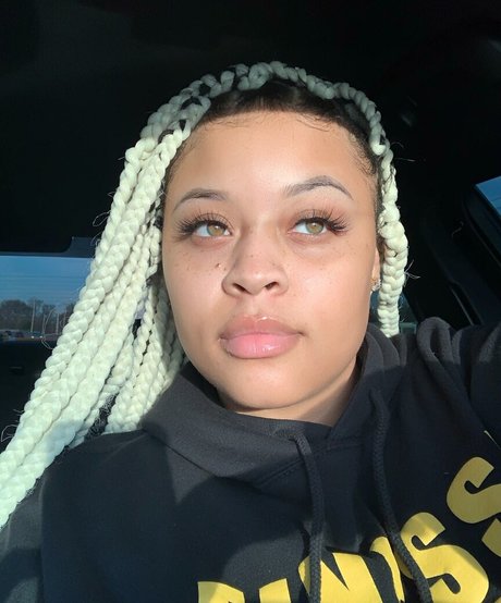 teen asian onlyfans free sexy images