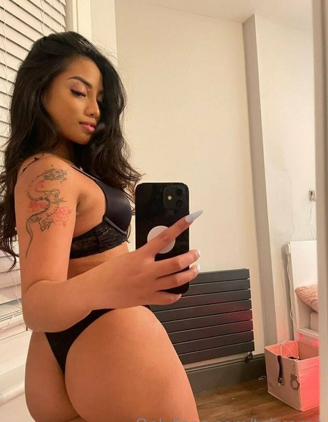 Tokyorae model hd pictures