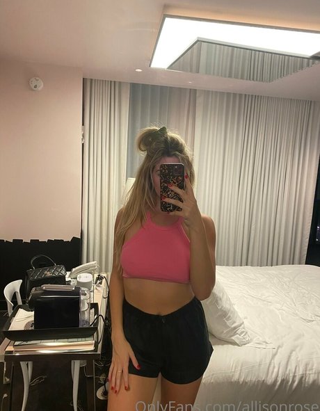 18 year old onlyfans beautiful naked pic