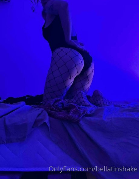 bellatinshake beautiful model picture