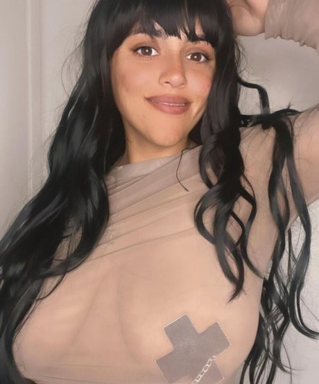 famous nude onlyfans hot pictures