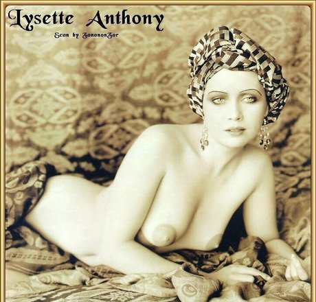 Lysette Anthony beautiful star picture