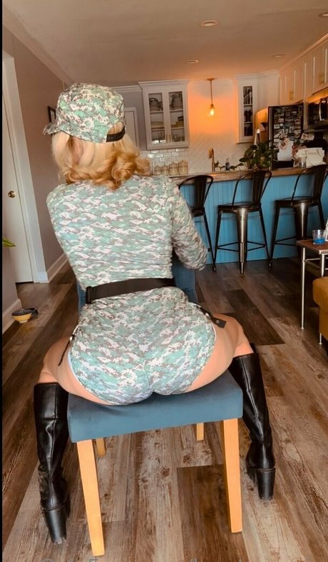 lapatronavip pornstar pretty gallery