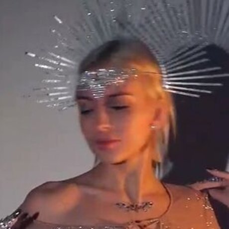 Hanspeach art star images