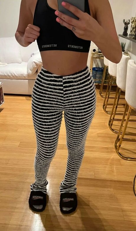 Sarah Snyder star perfect galleries