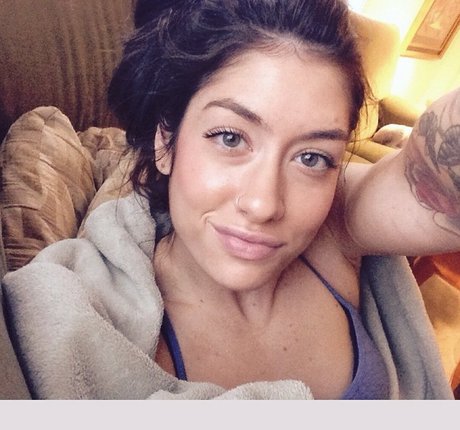 Natasha Aughey star hd gallery