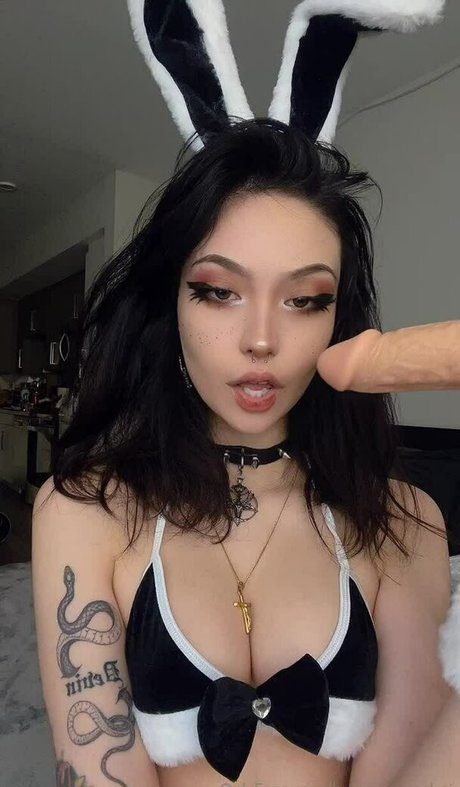 Butterywaterboi star naked picture