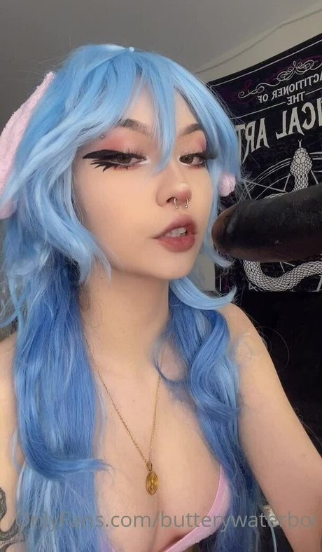 Butterywaterboi pretty actress pictures