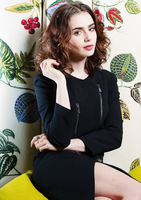 Lily Collins Quick photo