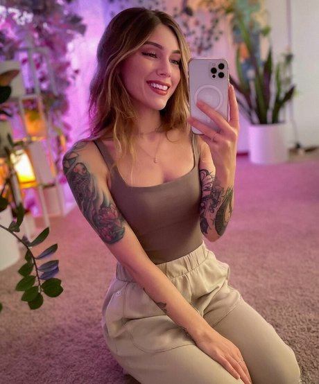 marzz star nude photo