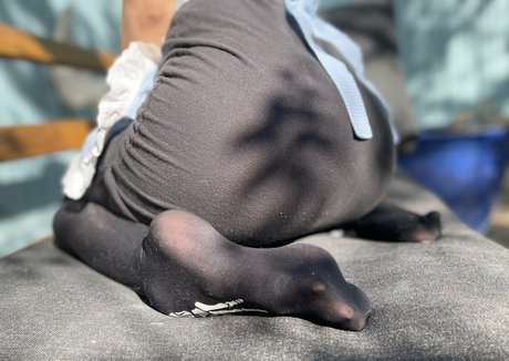 comfyqueen sexy actress picture