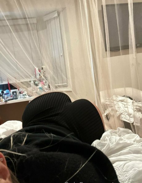 ericaray exclusive actress img