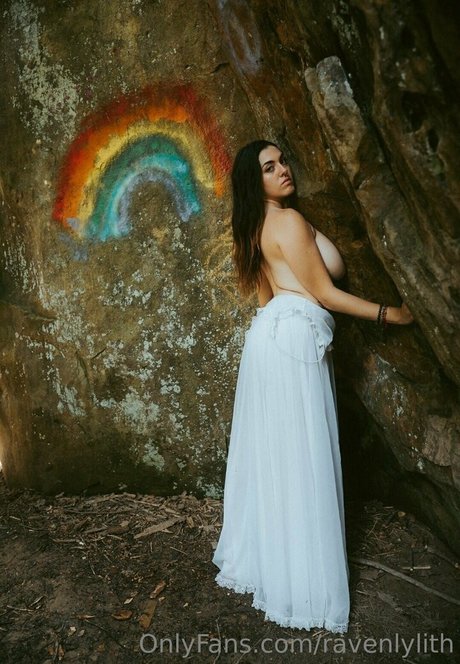 ravenlylith hot star pictures