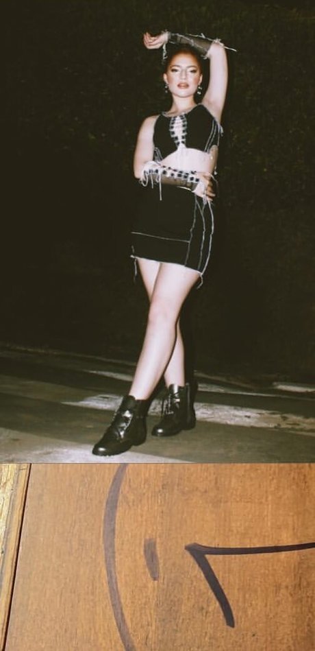 Duda Matte model adult pic