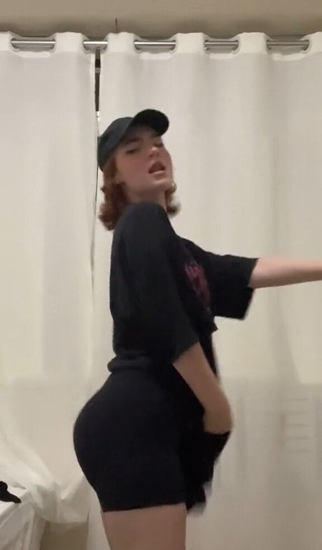 Duda Matte model nude archive