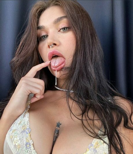 candymegan xxx model images