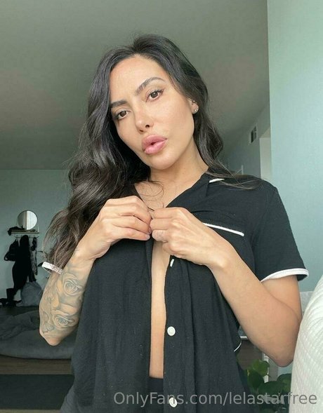 lelastarfree model top image