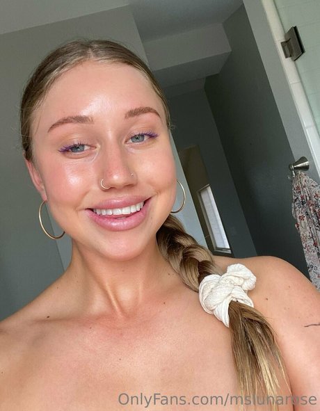 Mslunarose beautiful pornstar pic