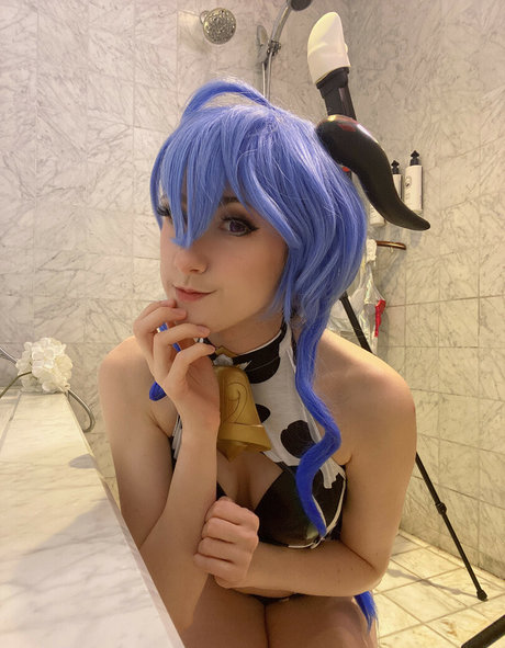 Mangoloo Cosplay star pretty pics