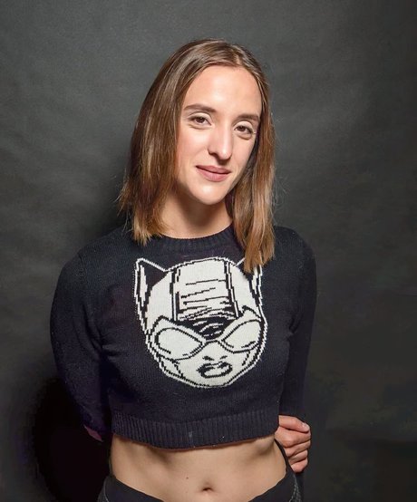 Ashley Victoria Robinson hd star pic