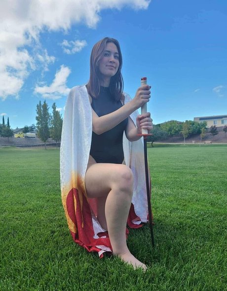 lillylovespenisland model nude galleries