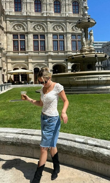 teacher free onlyfans sexy nude pic