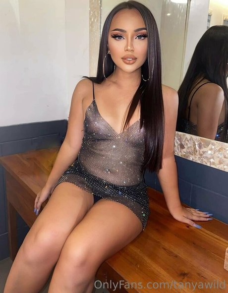 tanyawild naked actress photo