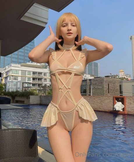 Caties model hot pictures