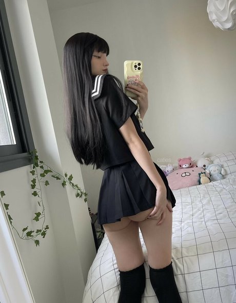 Caties adult model picture