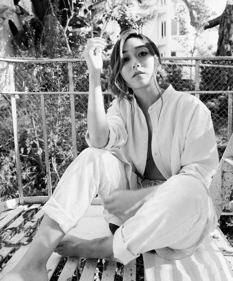 Karen Fukuhara high quality star images