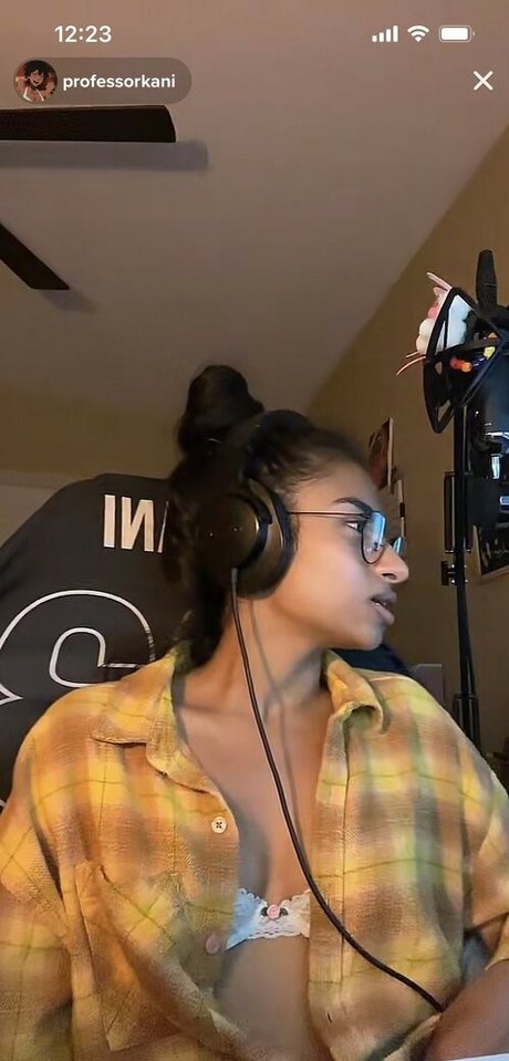 FaZe Kani pornstar xxx photo