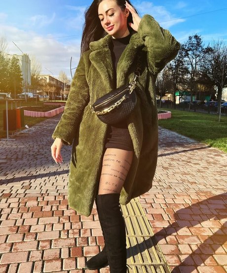 Angelficial perfect actress photos