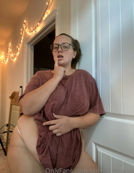 onlyfromsaraa pornstar pretty pictures