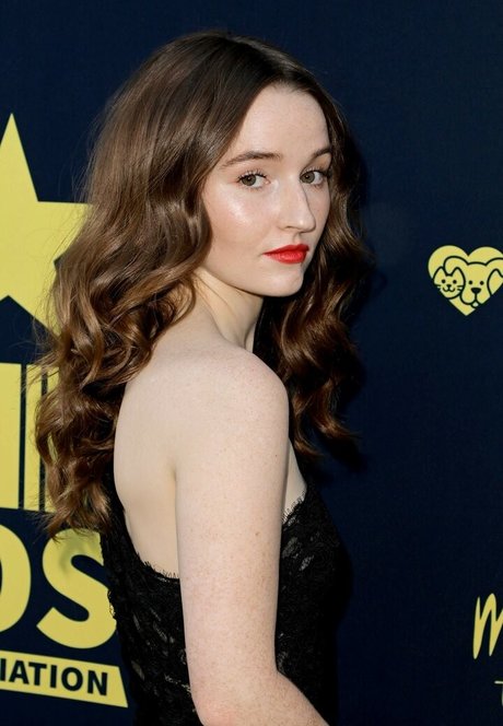 Kaitlyn Dever Quick photo