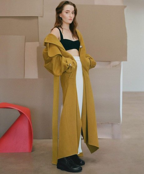 Kaitlyn Dever sex star galleries